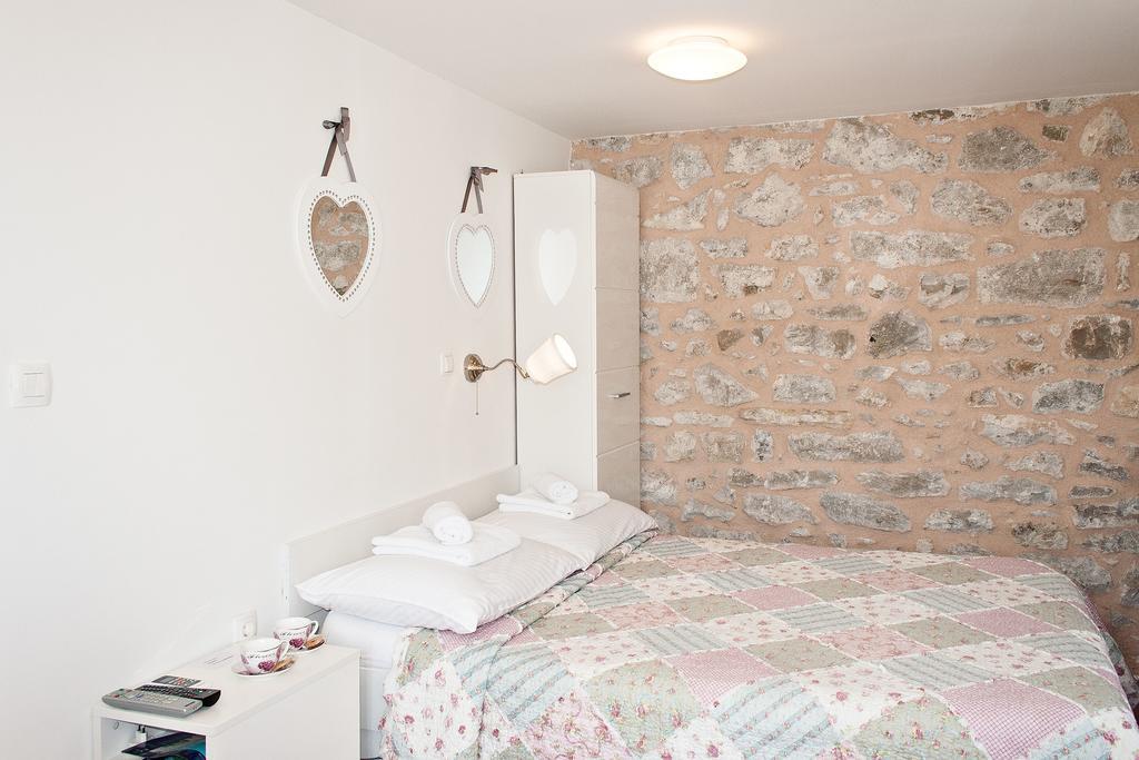 Guest House Babina - Apartments King & Queen Split Habitación foto