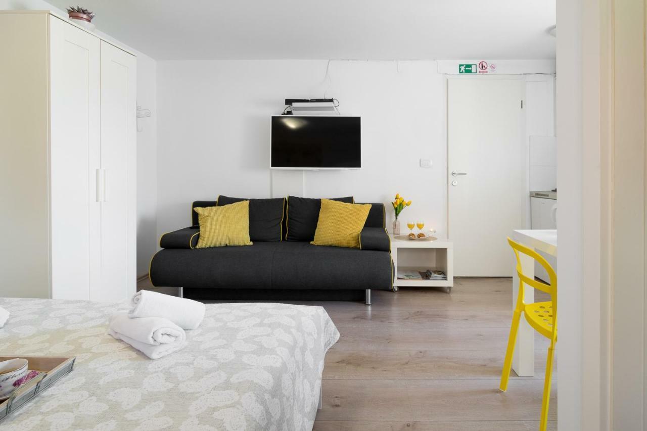 Guest House Babina - Apartments King & Queen Split Exterior foto