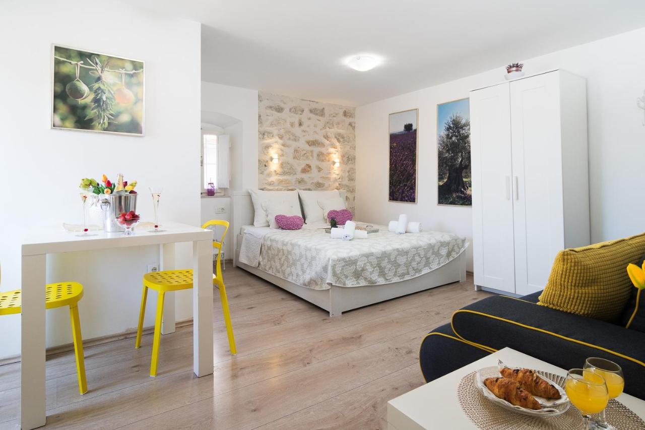 Guest House Babina - Apartments King & Queen Split Exterior foto